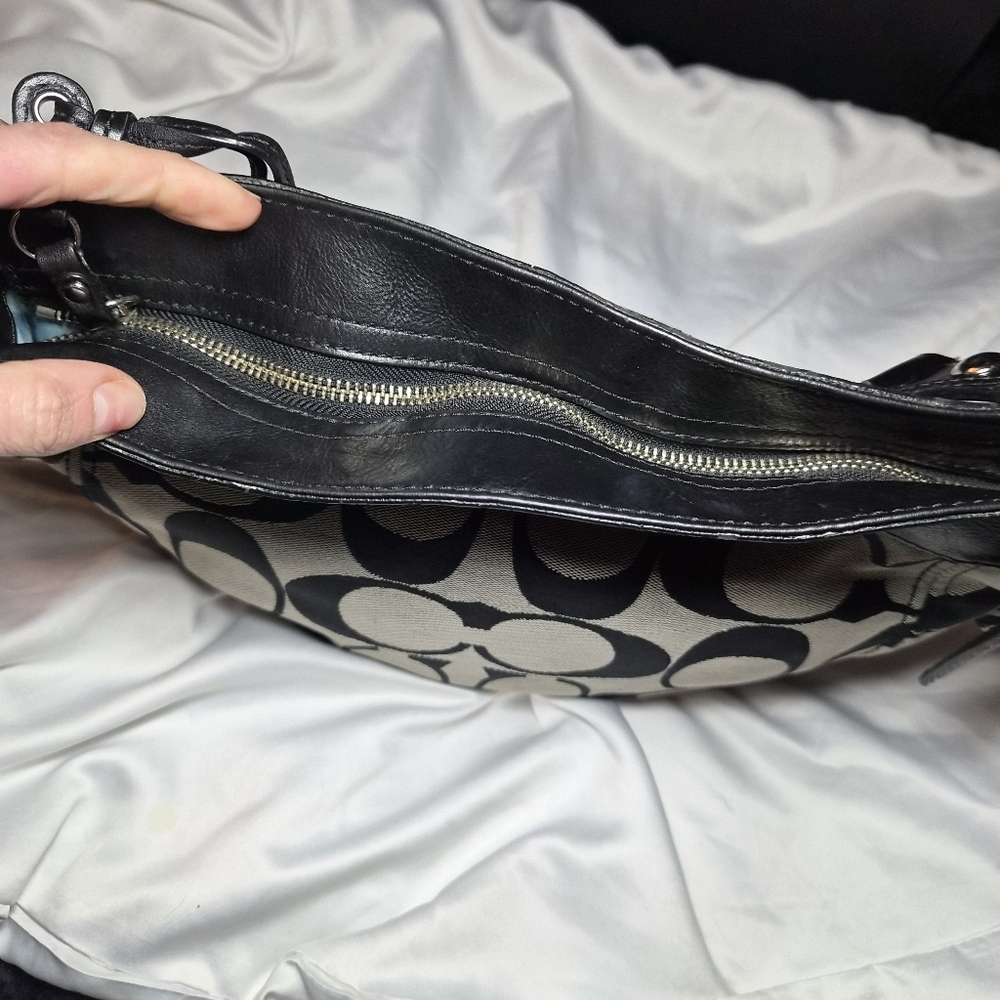 COACH Vintage Y2K ZOE HOBO - Picture 10 of 14